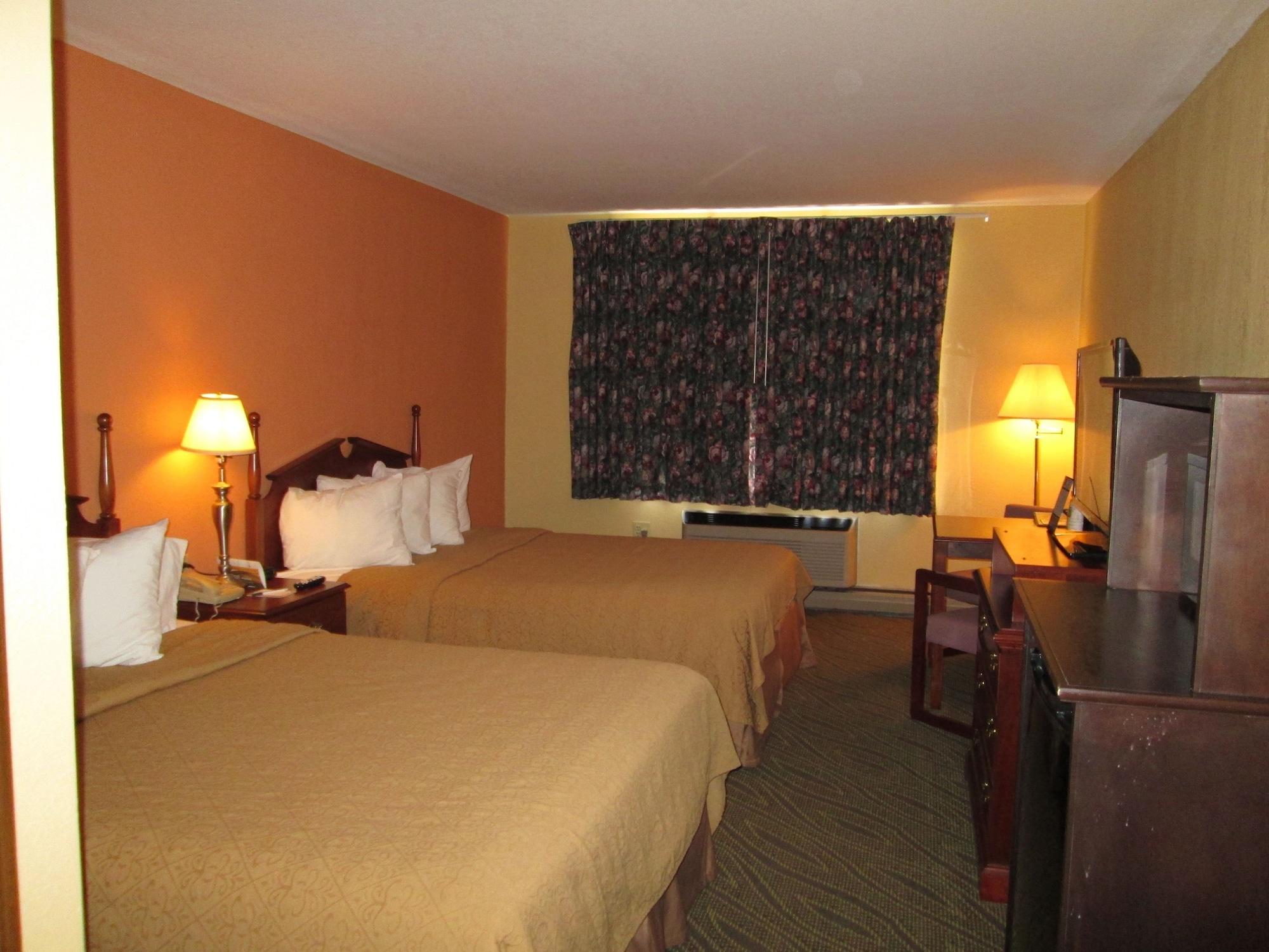 Quality Inn Гейлорд Экстерьер фото