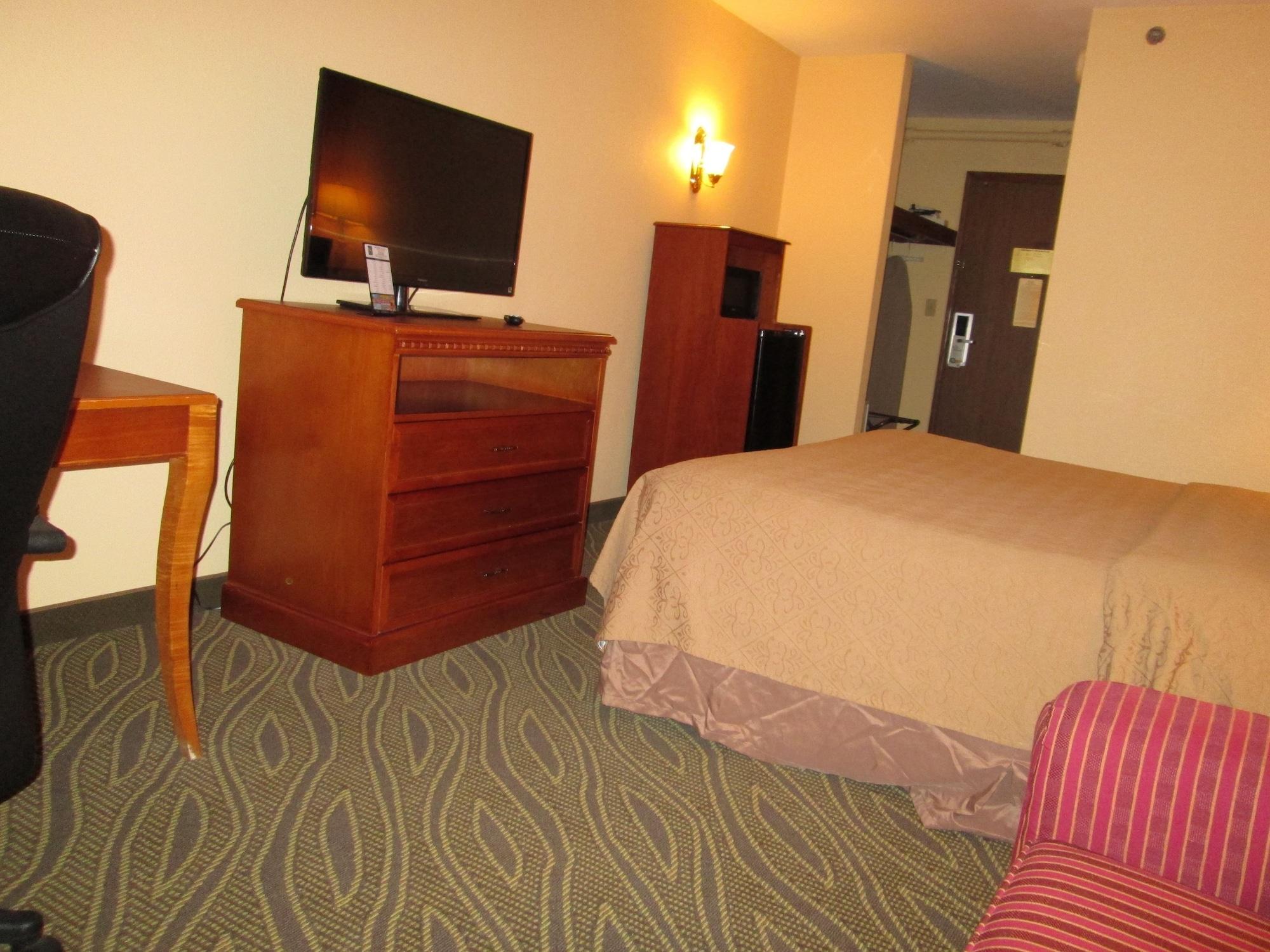 Quality Inn Гейлорд Экстерьер фото
