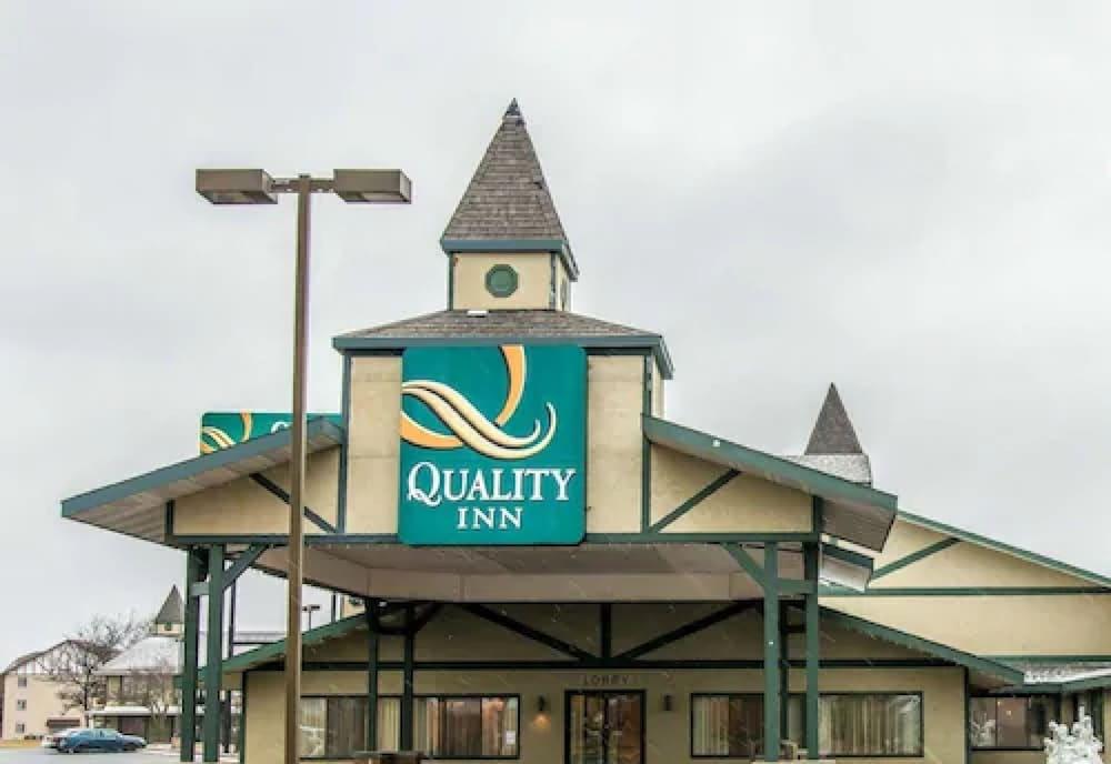 Quality Inn Гейлорд Экстерьер фото