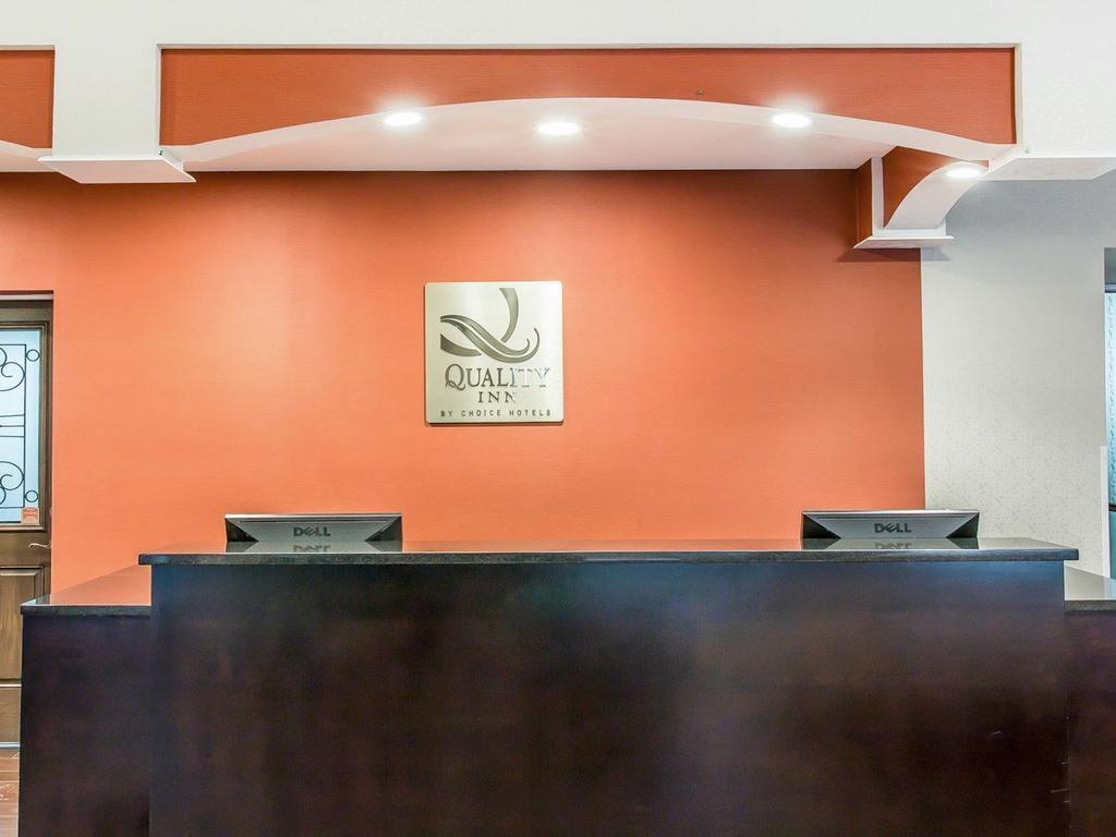 Quality Inn Гейлорд Экстерьер фото